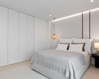 Resale - Apartment / flat - Estepoa - New Golden Mile