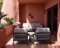 Resale - Apartment / flat - Estepoa - New Golden Mile