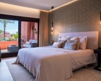 Resale - Apartment / flat - Estepoa - New Golden Mile