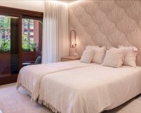 Resale - Apartment / flat - Estepoa - New Golden Mile