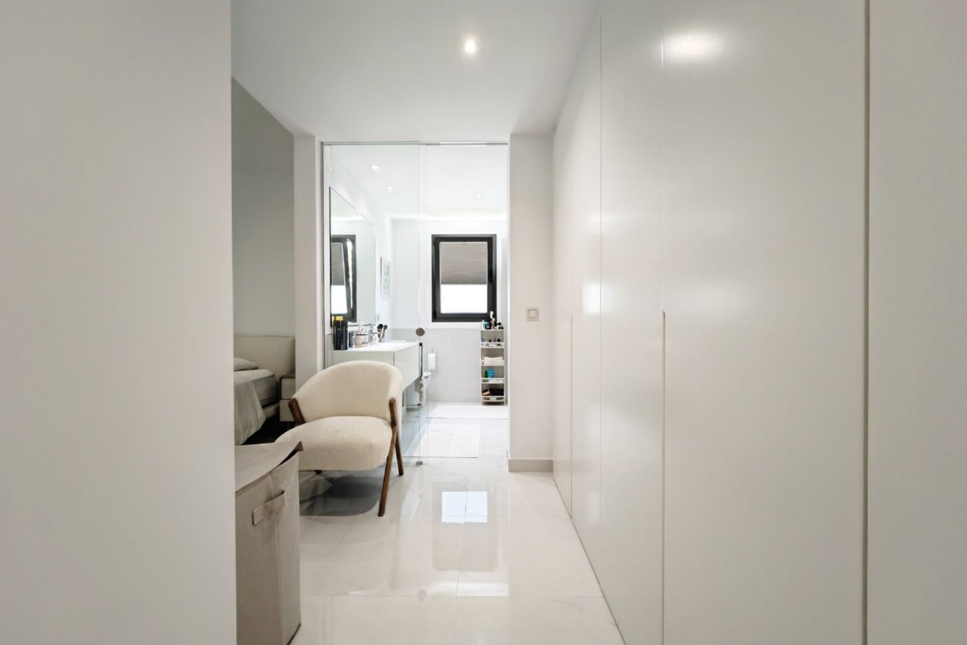 Resale - Apartment / flat - Estepoa - New Golden Mile