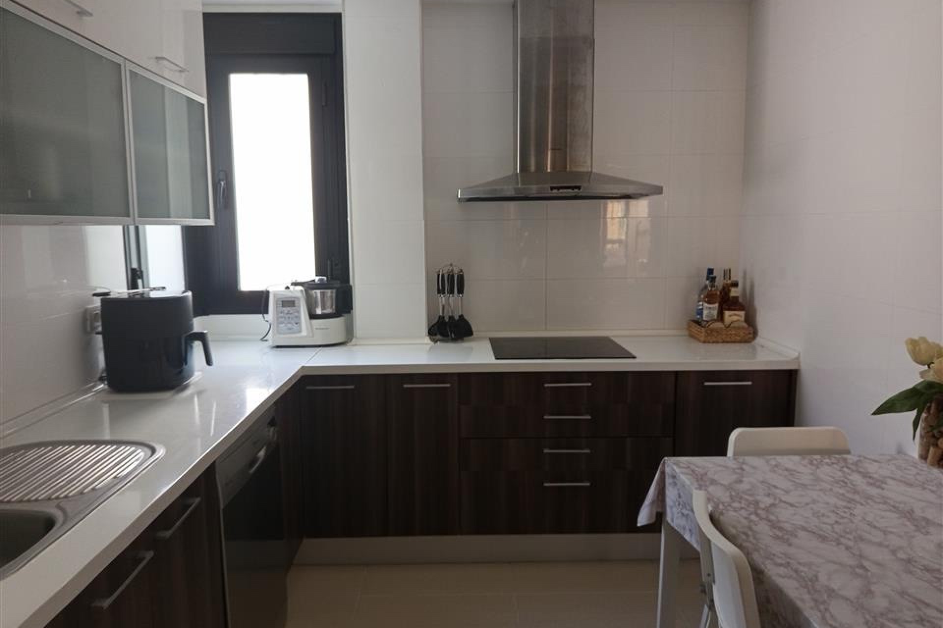 Resale - Apartment / flat - Estepoa - Selwo