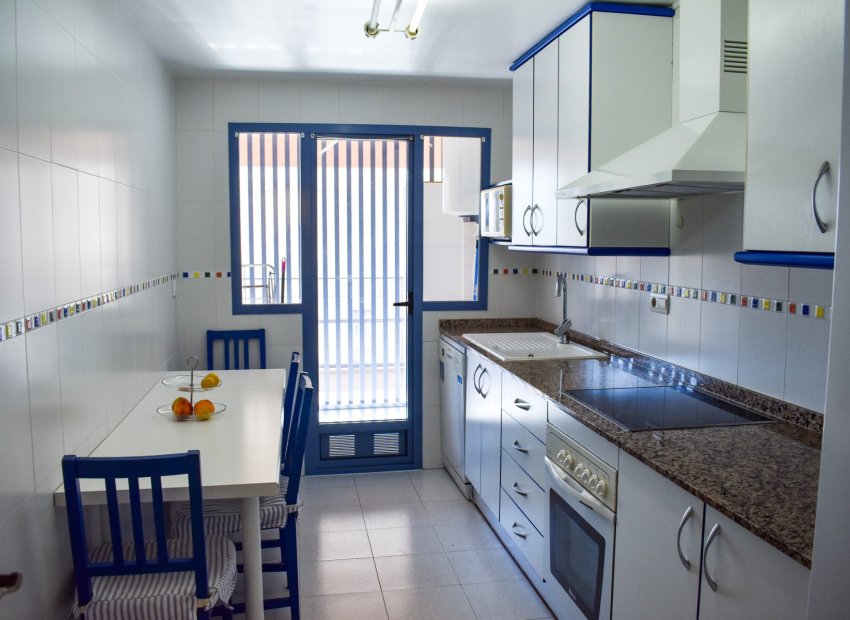 Resale - Apartment / flat - Finestrat - Cala de Finestrat