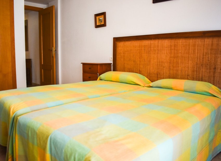 Resale - Apartment / flat - Finestrat - Cala de Finestrat