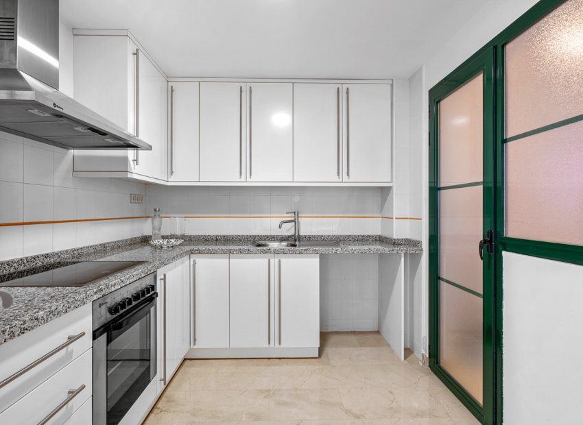 Resale - Apartment / flat - Finestrat - Sierra Cortina