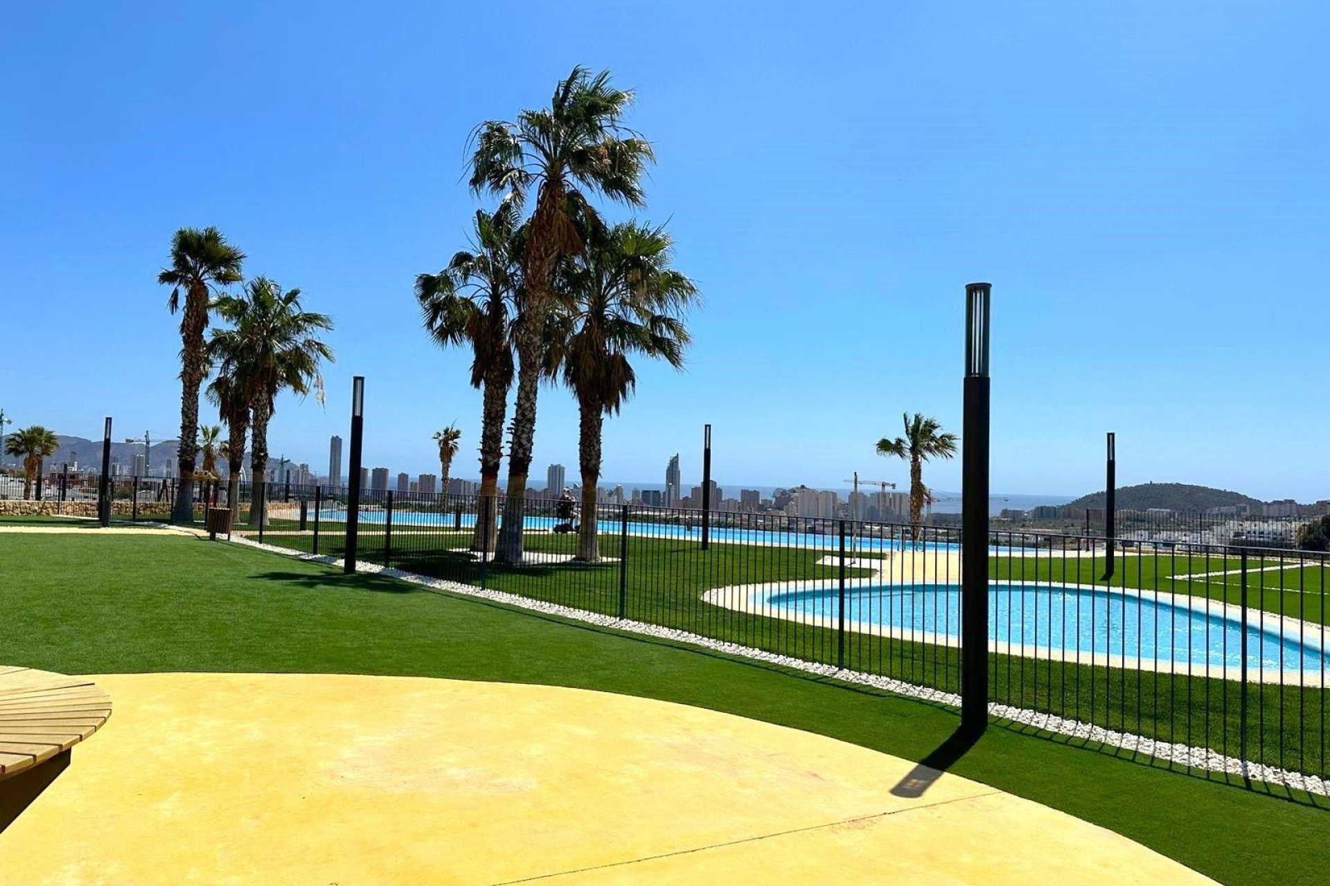 Resale - Apartment / flat - Finestrat