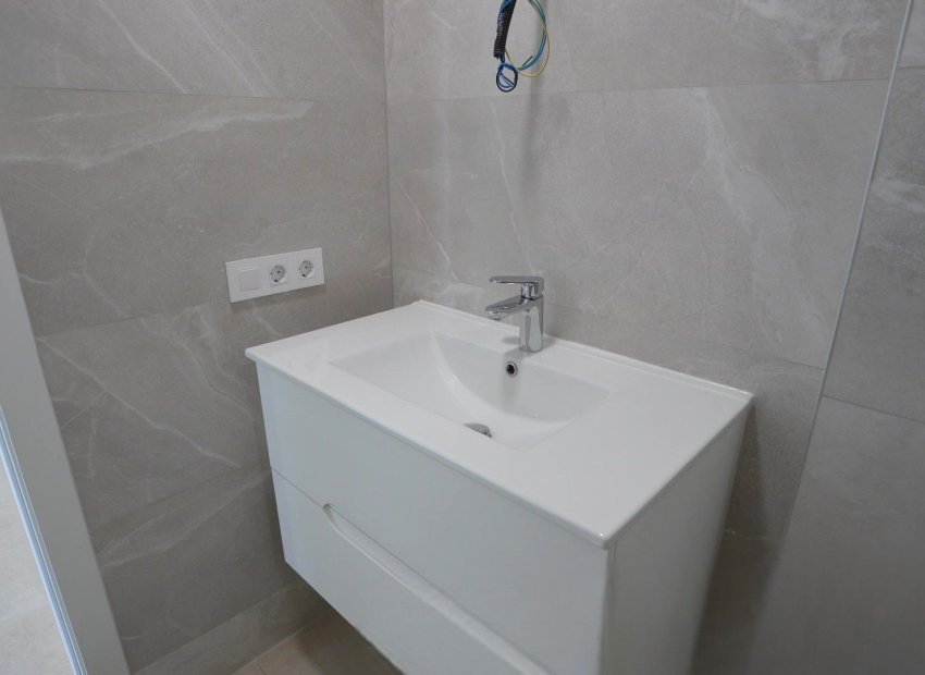 Resale - Apartment / flat - Finestrat