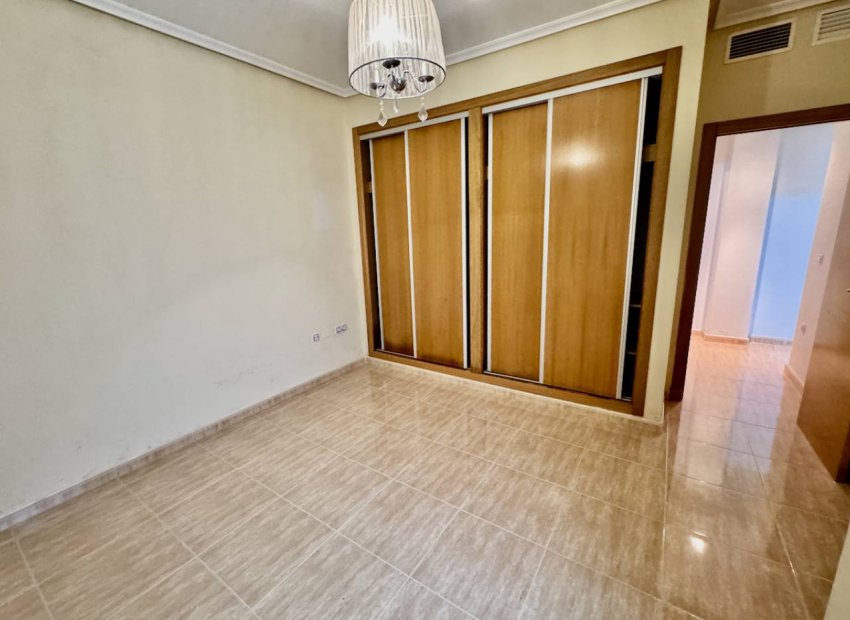 Resale - Apartment / flat - Formentera del Segura