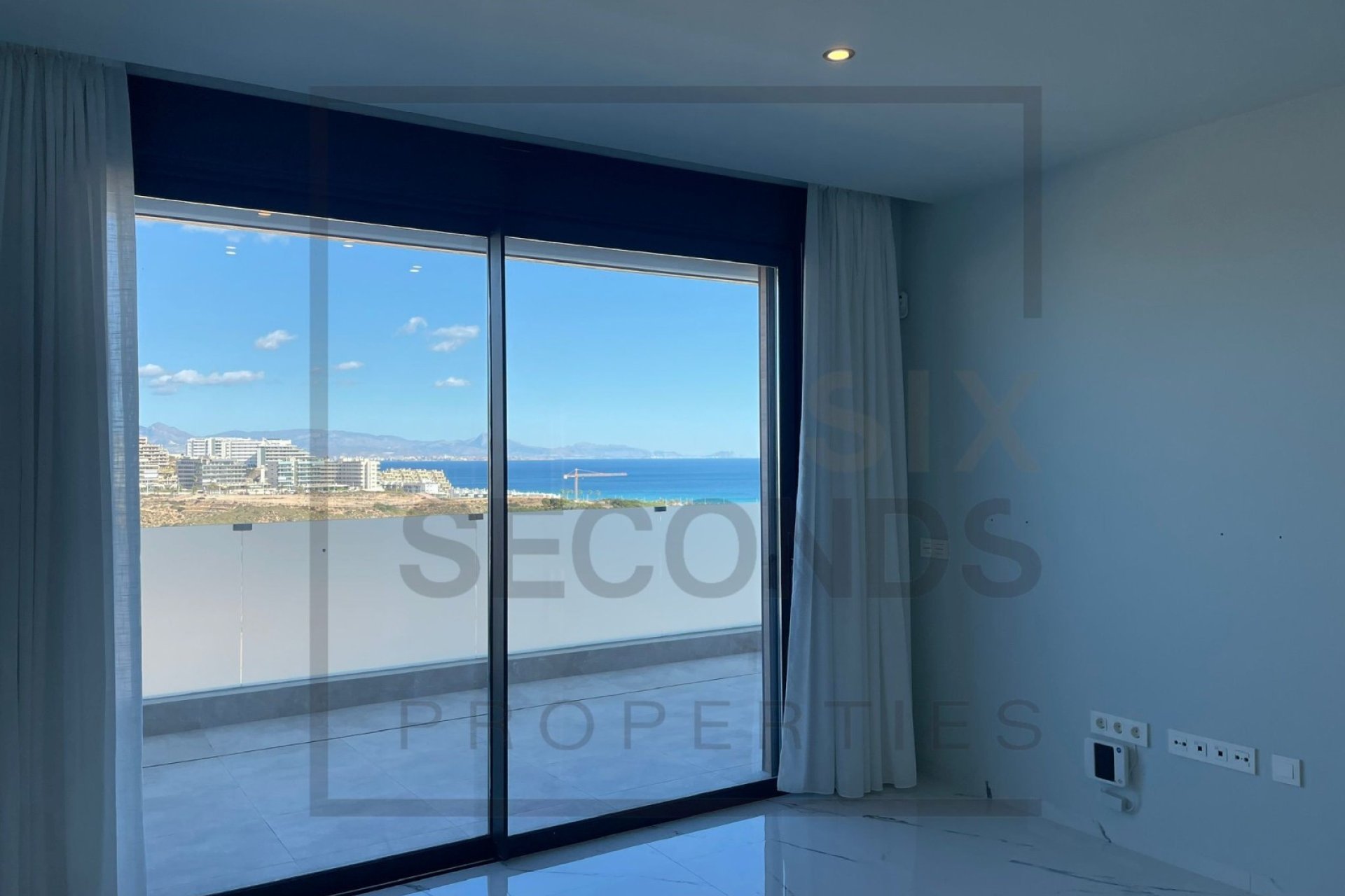 Resale - Apartment / flat - Gran Alacant