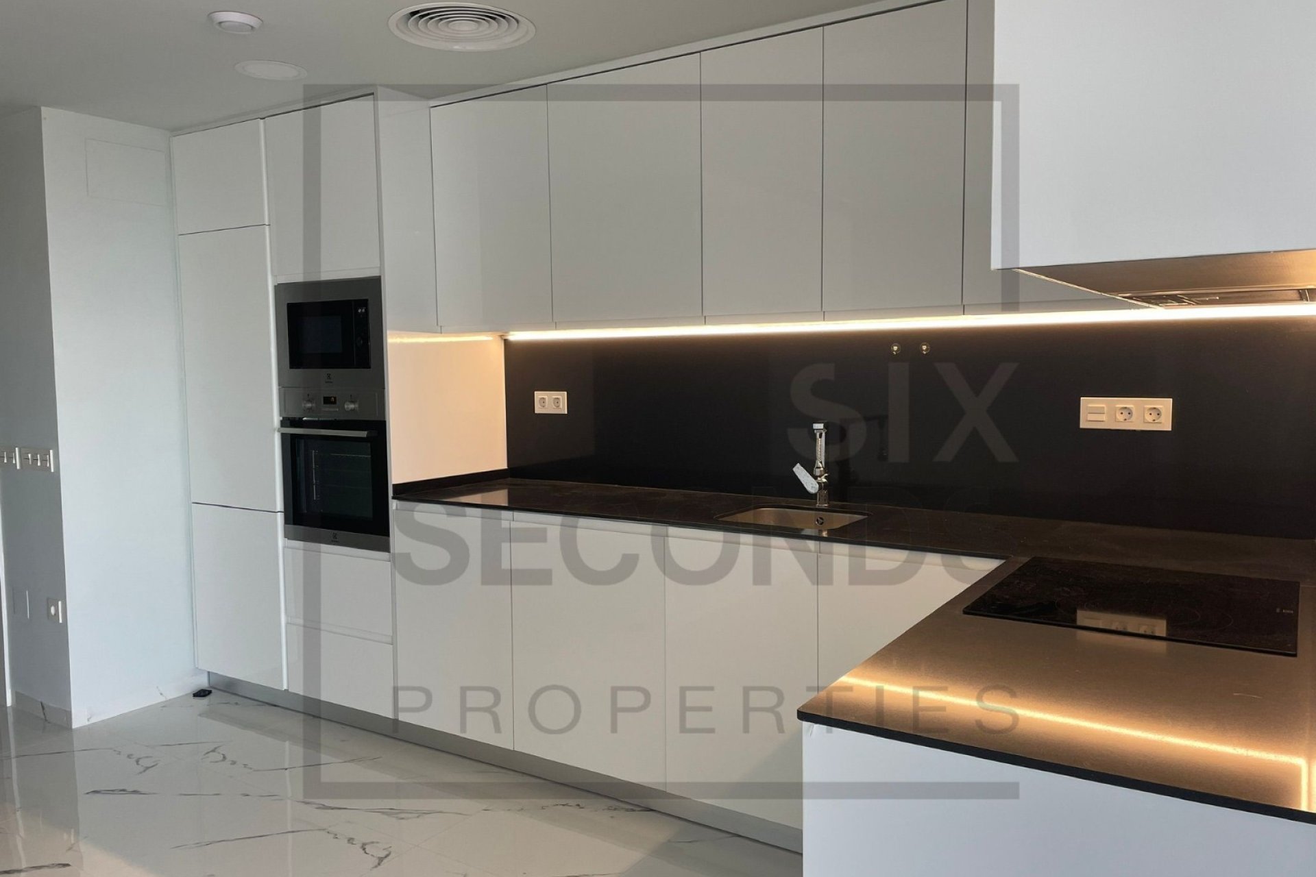 Resale - Apartment / flat - Gran Alacant