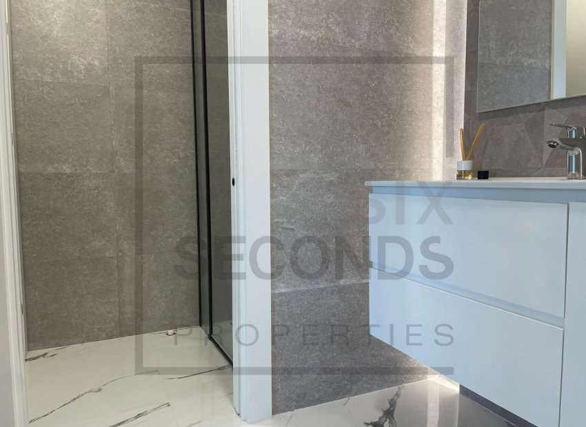 Resale - Apartment / flat - Gran Alacant