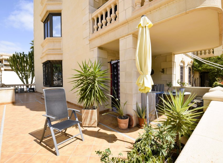 Resale - Apartment / flat - Guardamar del Segura - Campomar