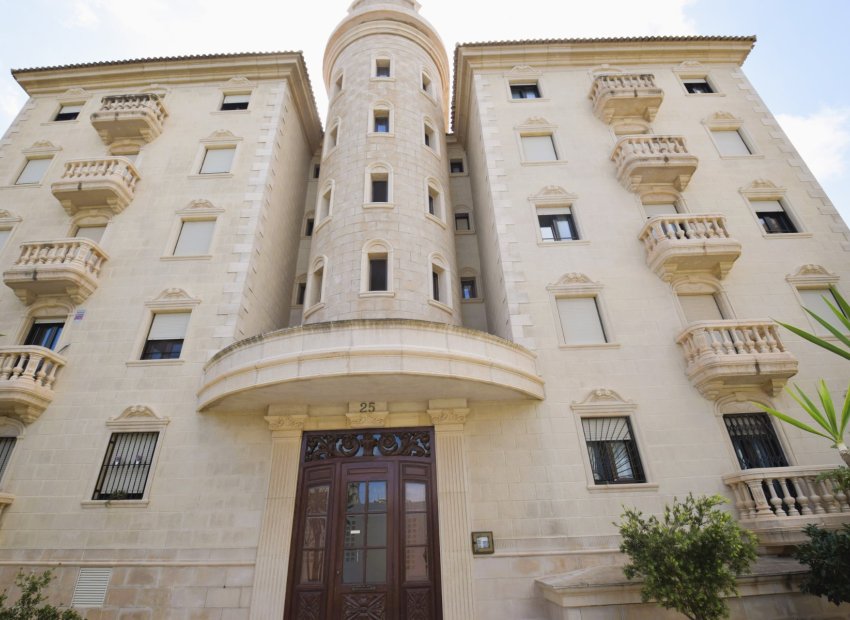 Resale - Apartment / flat - Guardamar del Segura - Campomar