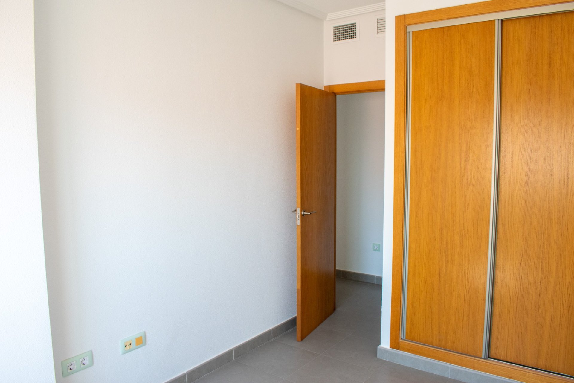 Resale - Apartment / flat - Guardamar del Segura - Center