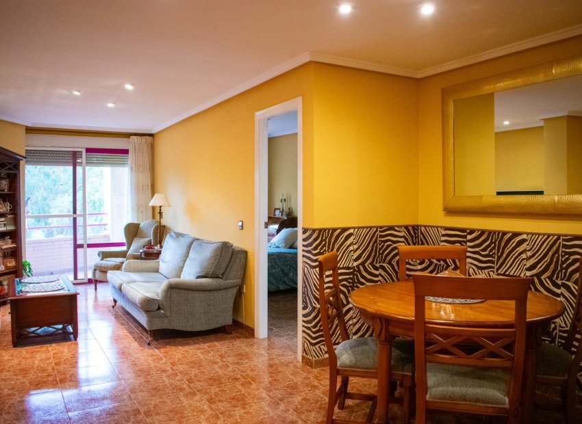 Resale - Apartment / flat - Guardamar del Segura - Center