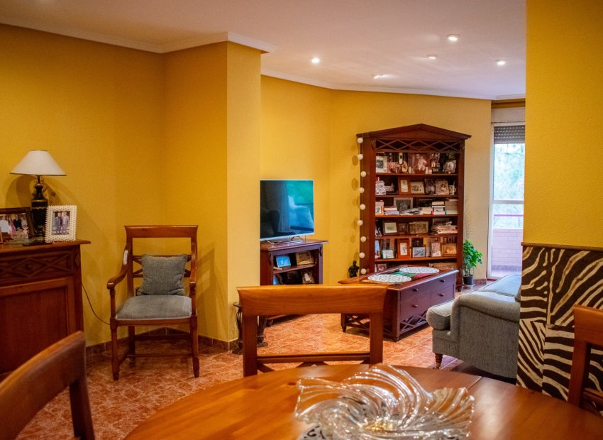 Resale - Apartment / flat - Guardamar del Segura - Center