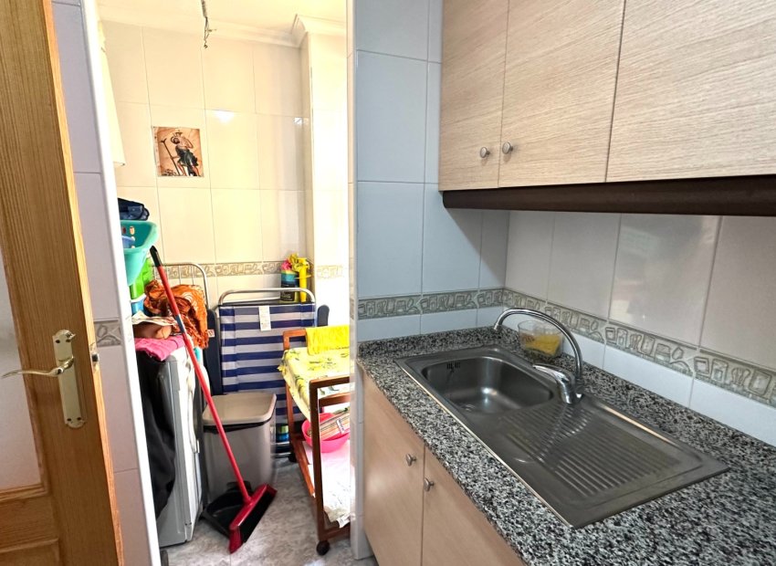Resale - Apartment / flat - Guardamar del Segura - Center