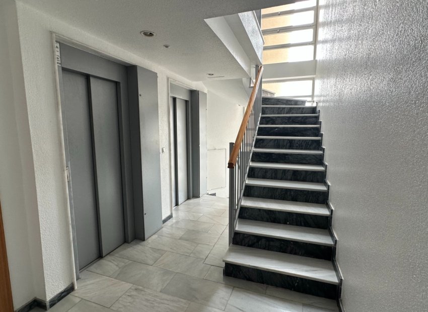 Resale - Apartment / flat - Guardamar del Segura - Center