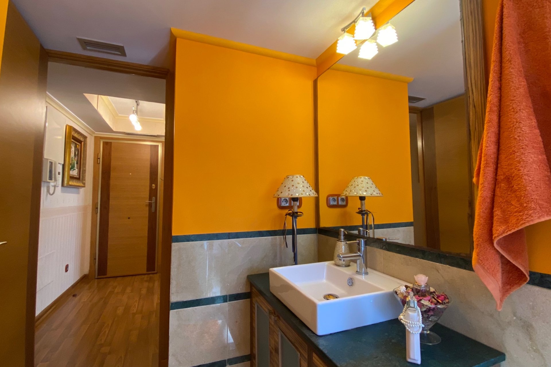 Resale - Apartment / flat - Guardamar del Segura - El Edén