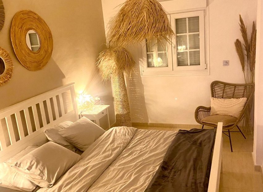 Resale - Apartment / flat - Guardamar del Segura - El Raso