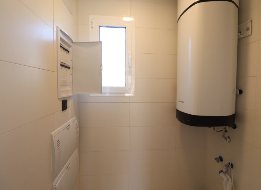 Resale - Apartment / flat - Guardamar del Segura - El Raso