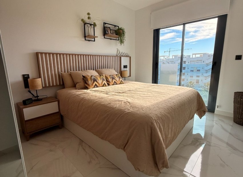 Resale - Apartment / flat - Guardamar del Segura - El Raso