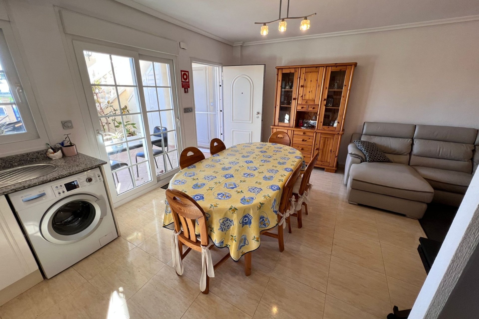 Resale - Apartment / flat - Guardamar del Segura - El Raso