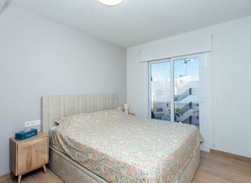 Resale - Apartment / flat - Guardamar del Segura - El Raso