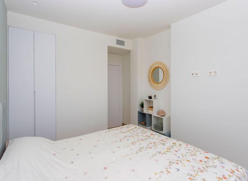 Resale - Apartment / flat - Guardamar del Segura - El Raso