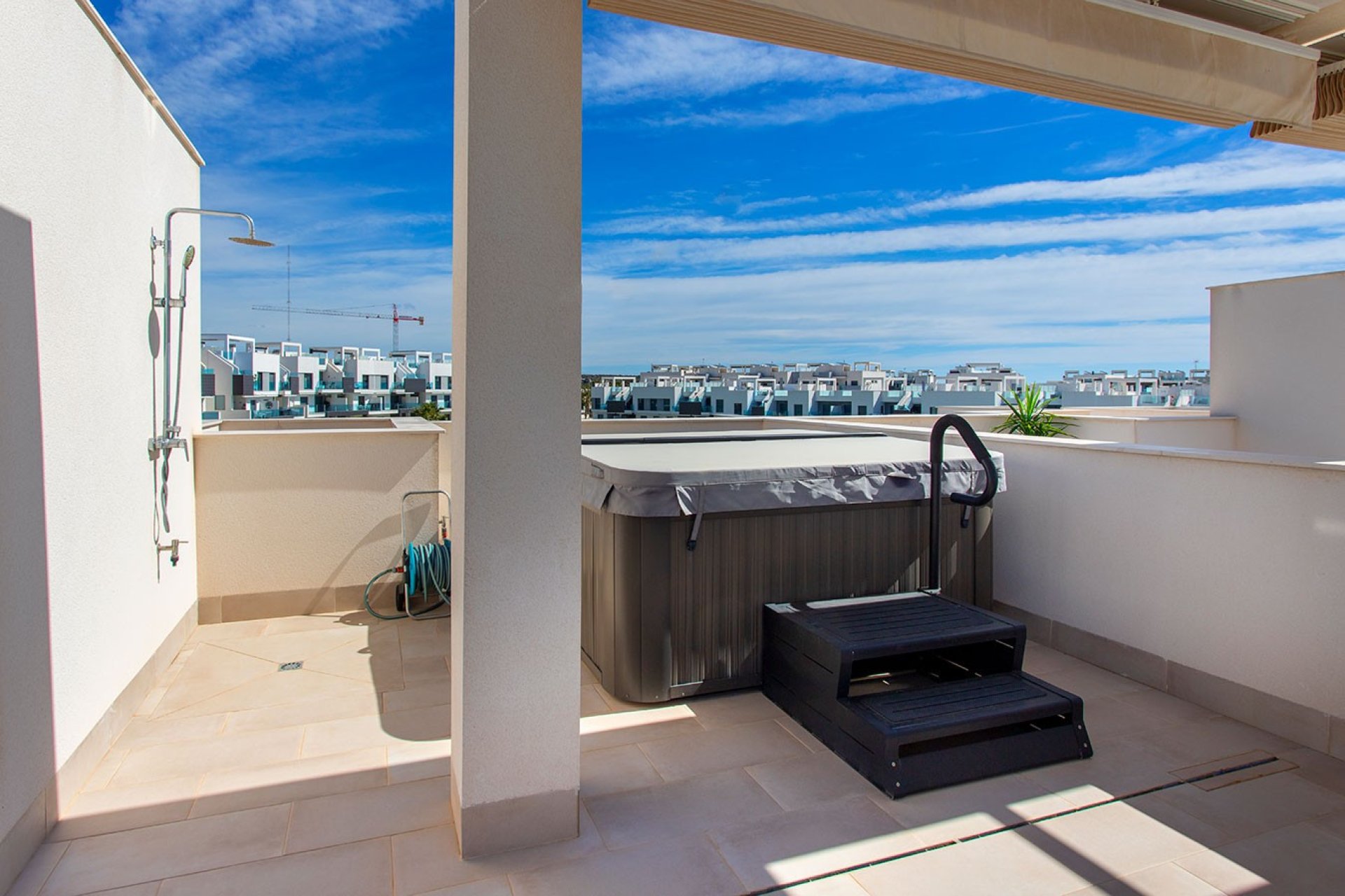 Resale - Apartment / flat - Guardamar del Segura - El Raso