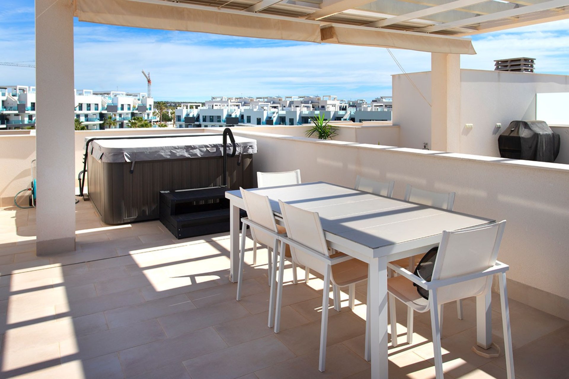 Resale - Apartment / flat - Guardamar del Segura - El Raso