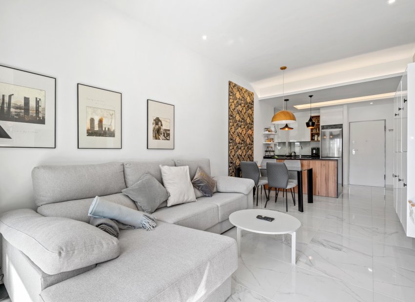 Resale - Apartment / flat - Guardamar del Segura - El Raso*