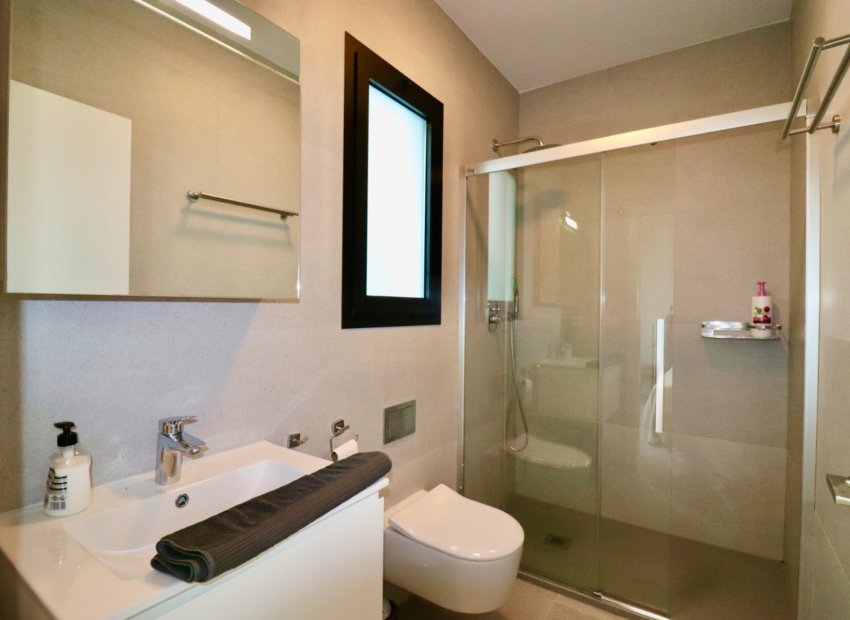 Resale - Apartment / flat - Guardamar del Segura - Guardamar De La Segura