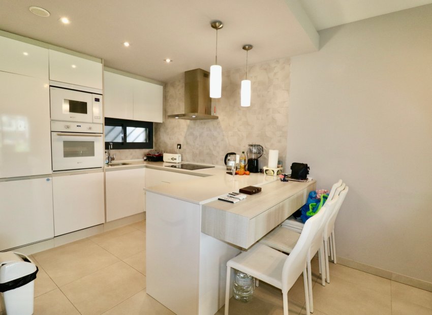 Resale - Apartment / flat - Guardamar del Segura - Guardamar - El Raso