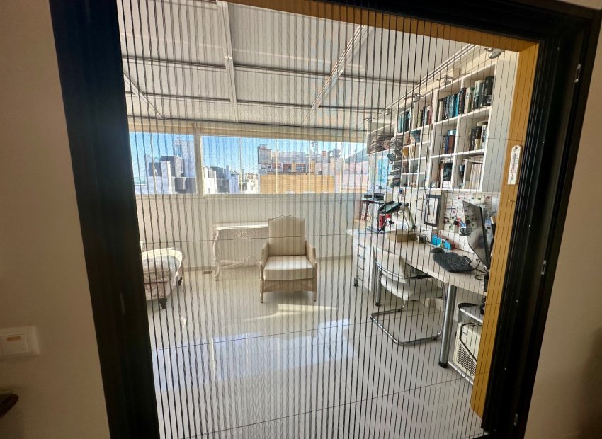 Resale - Apartment / flat - Guardamar del Segura - Marjal Beach