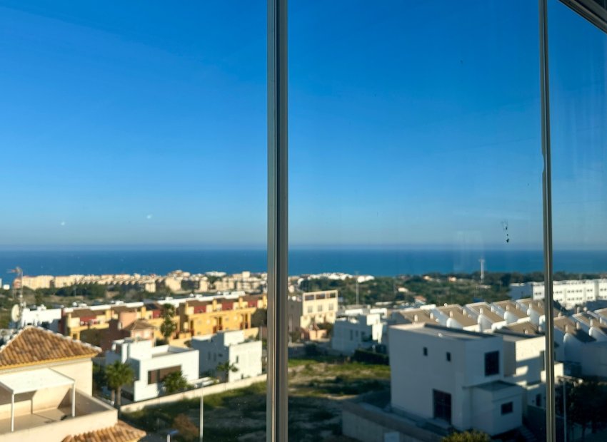 Resale - Apartment / flat - Guardamar del Segura - Marjal Beach
