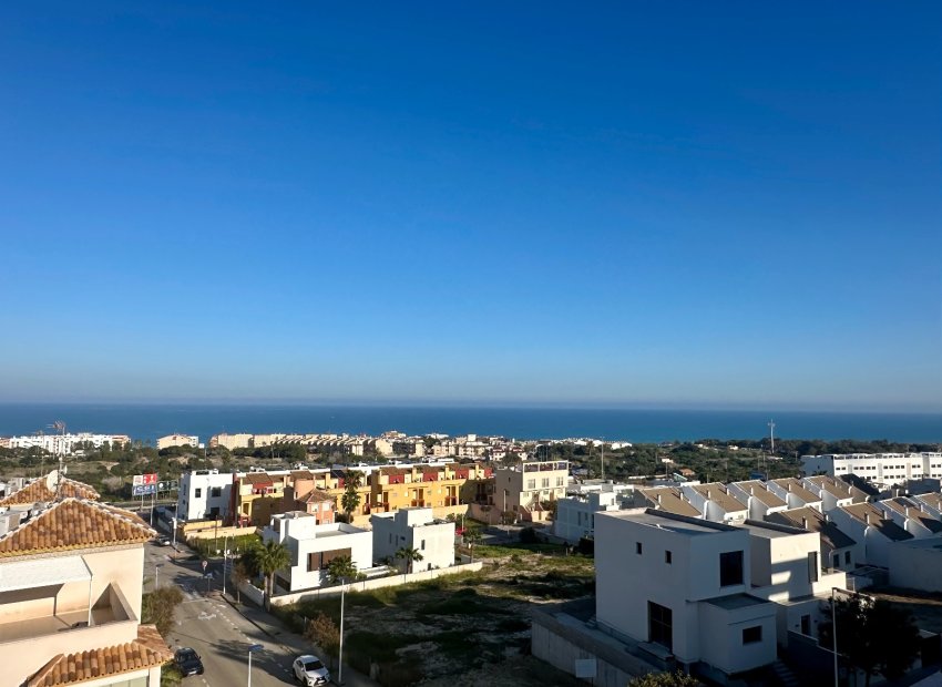 Resale - Apartment / flat - Guardamar del Segura - Marjal Beach