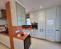 Resale - Apartment / flat - Guardamar del Segura - Marjal Beach