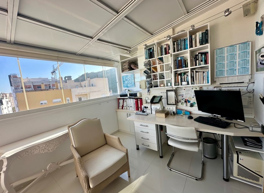 Resale - Apartment / flat - Guardamar del Segura - Marjal Beach