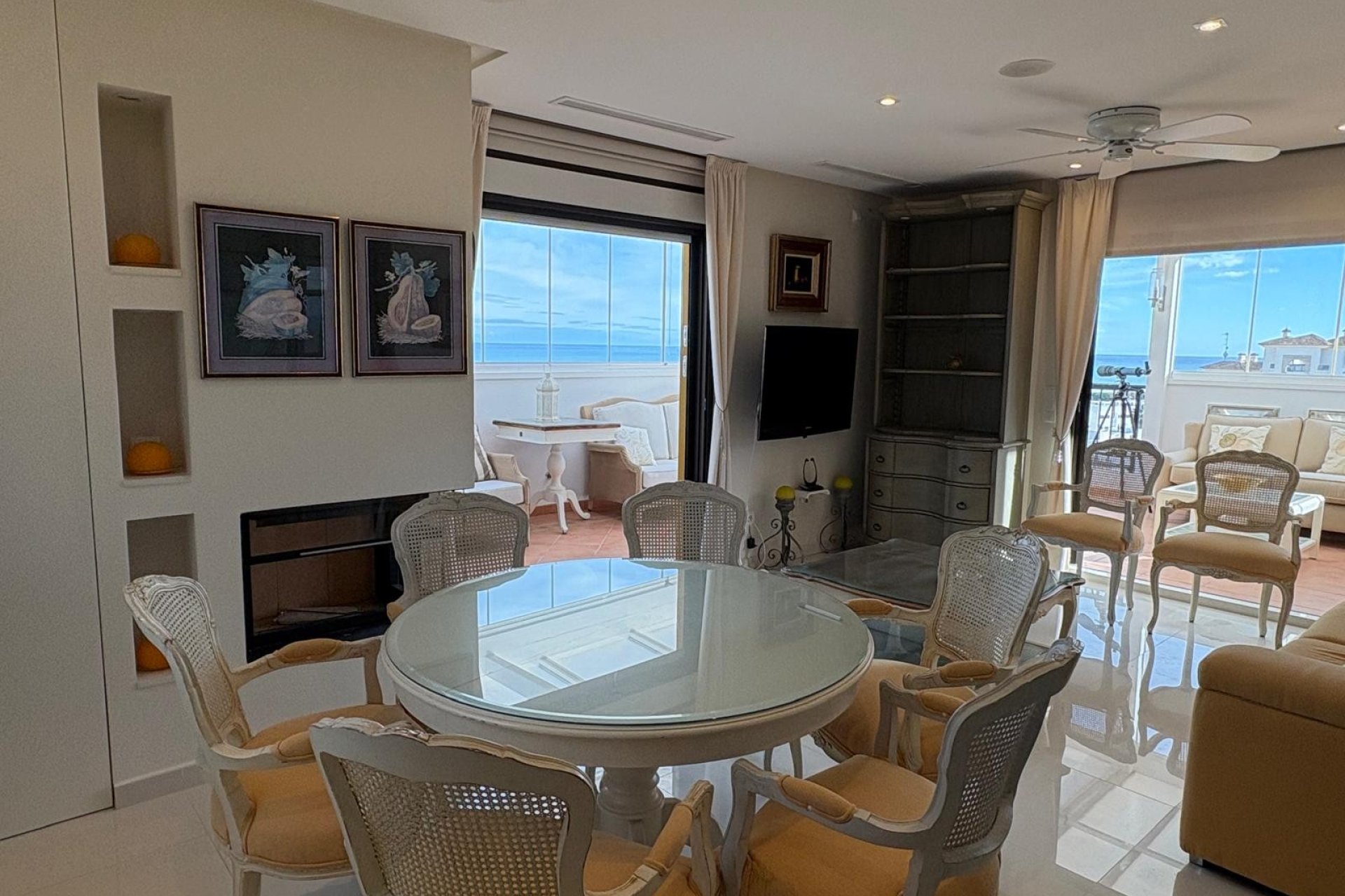 Resale - Apartment / flat - Guardamar del Segura - Marjal Beach