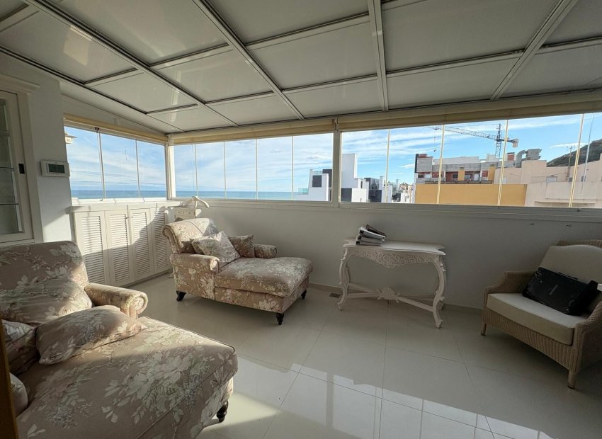Resale - Apartment / flat - Guardamar del Segura - Marjal Beach