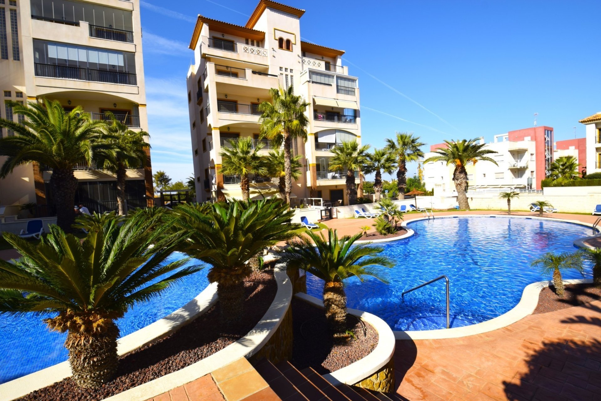 Resale - Apartment / flat - Guardamar del Segura - Marjal Beach