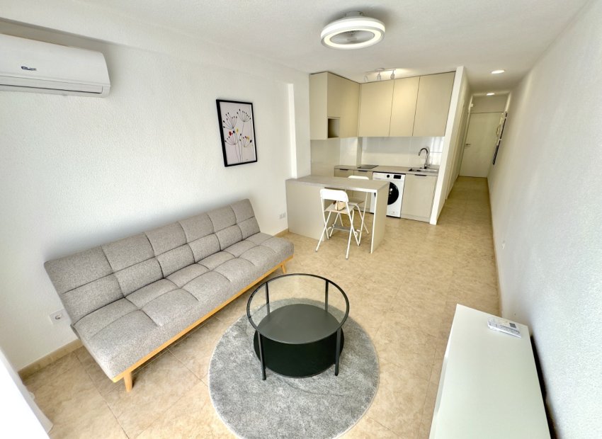 Resale - Apartment / flat - Guardamar del Segura - Pinomar