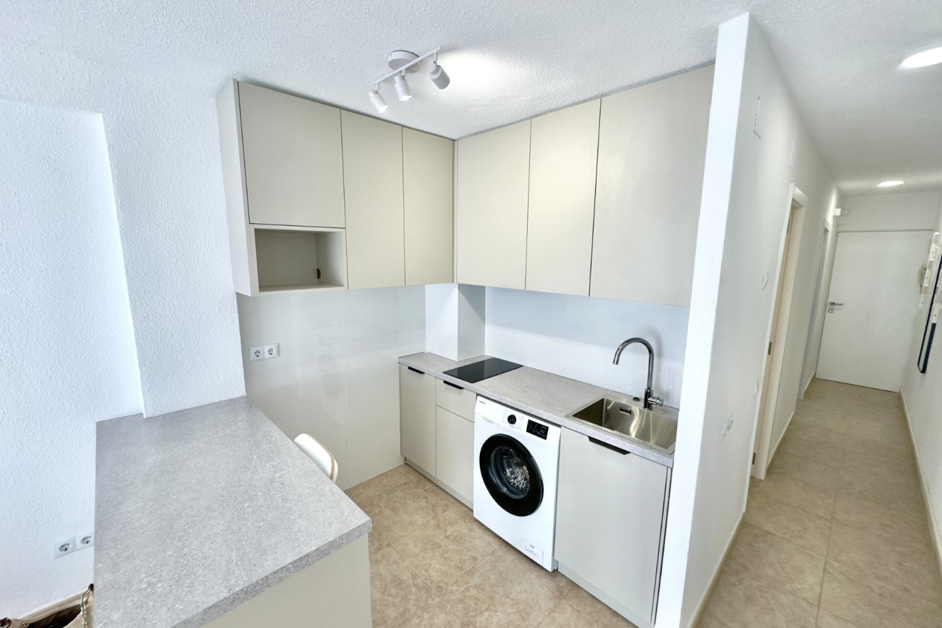 Resale - Apartment / flat - Guardamar del Segura - Pinomar