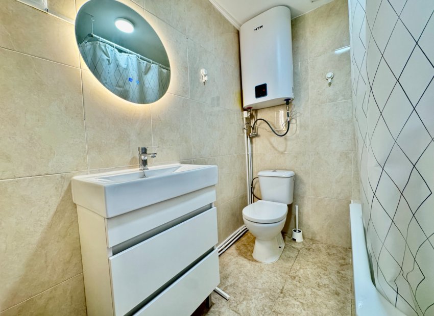 Resale - Apartment / flat - Guardamar del Segura - Pinomar