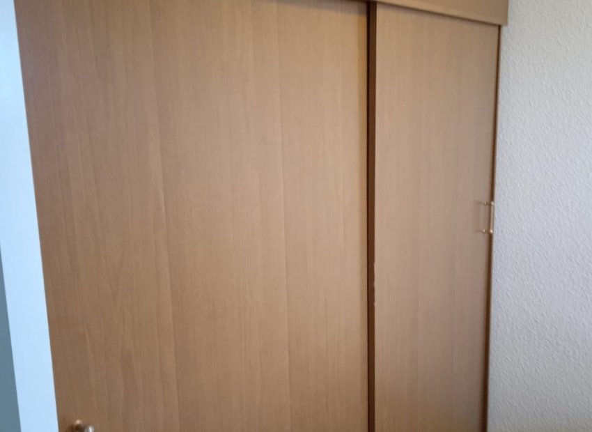 Resale - Apartment / flat - Guardamar del Segura - Pinomar