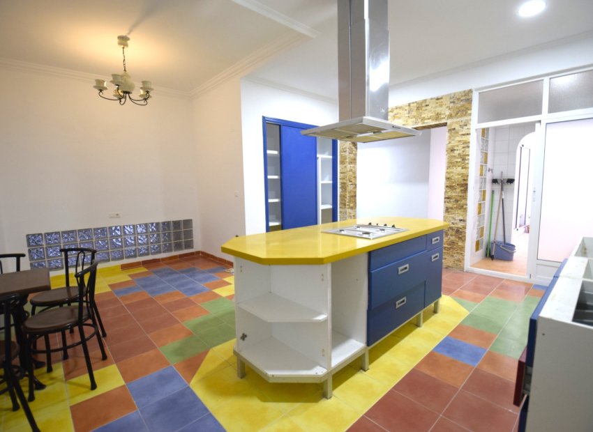 Resale - Apartment / flat - Guardamar del Segura - Pueblo