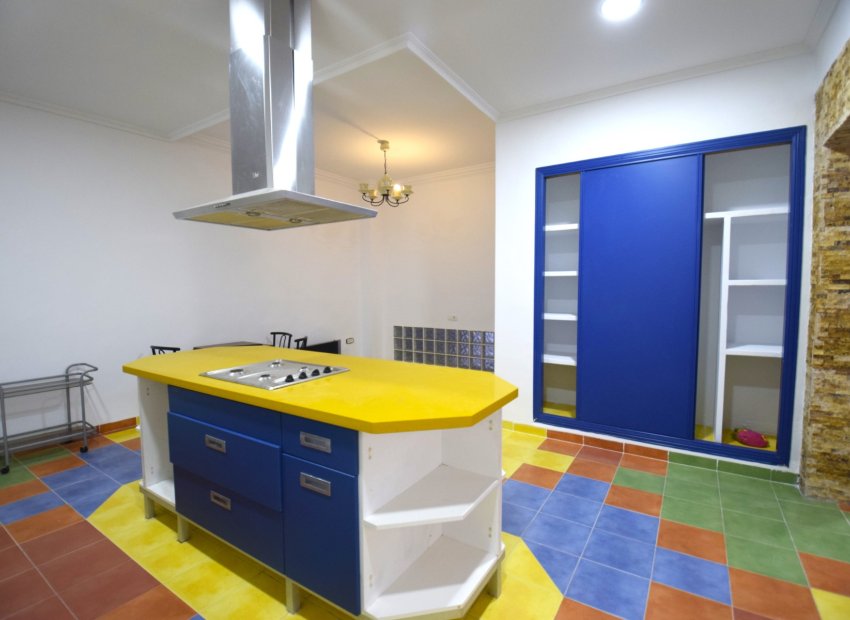 Resale - Apartment / flat - Guardamar del Segura - Pueblo