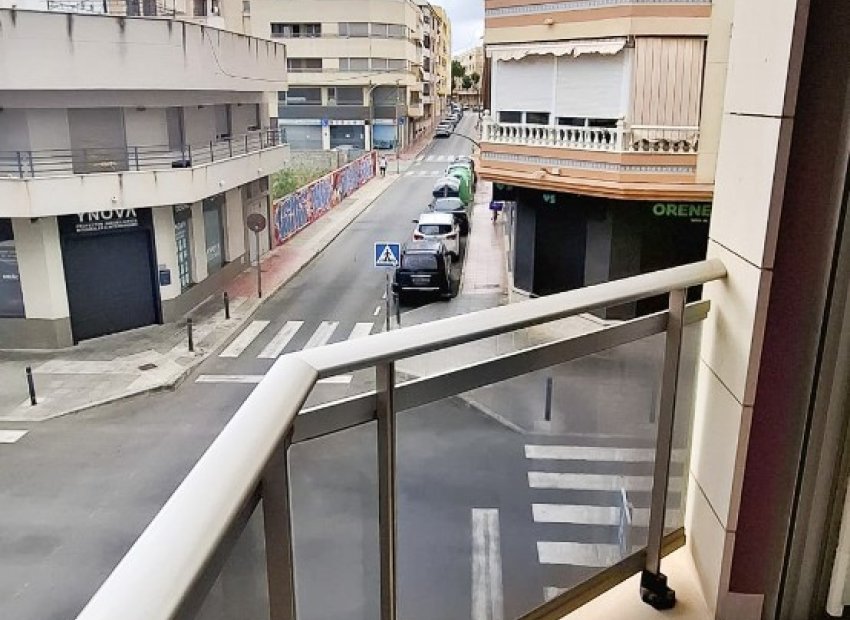 Resale - Apartment / flat - Guardamar del Segura - Pueblo