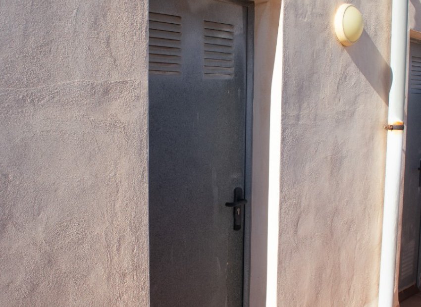 Resale - Apartment / flat - Guardamar del Segura - Pueblo